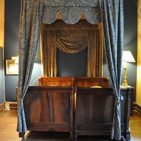Chateau De Lanquais Bed & Breakfast エクステリア 写真