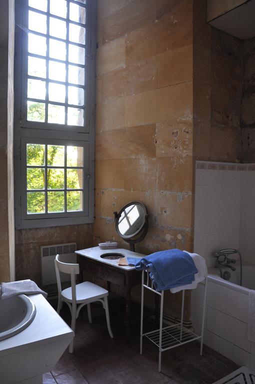 Chateau De Lanquais Bed & Breakfast エクステリア 写真